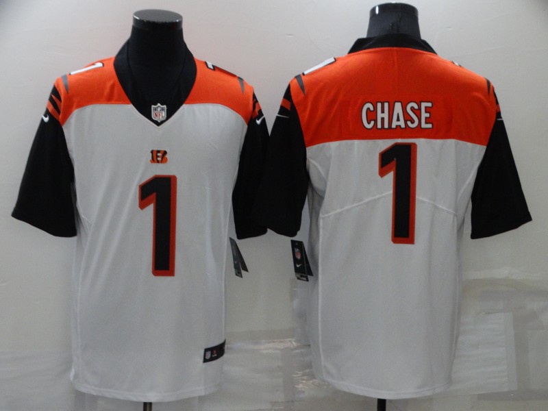 Men's Cincinnati Bengals #1 Ja'Marr Chase White Vapor Untouchable Limited Stitched Jersey